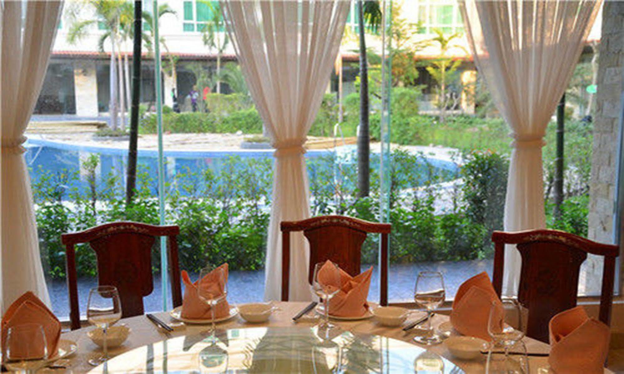 Sanjiang Grand Hotel Vientiane Exterior foto